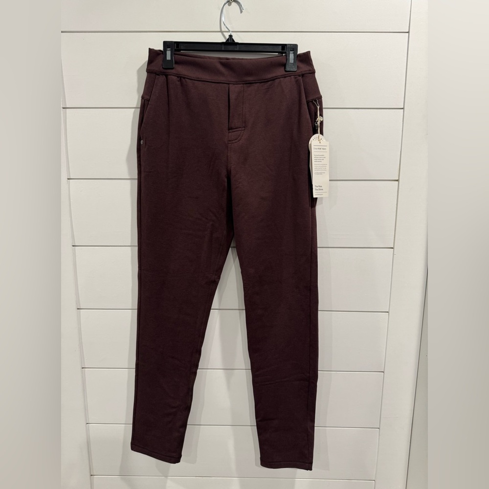 NWT - Vuori Men's Joggers in Dark Brown
